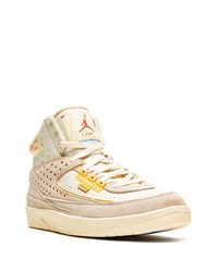 hellbeige hohe Sneakers aus Wildleder von Jordan