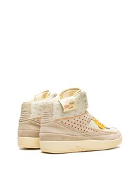 hellbeige hohe Sneakers aus Wildleder von Jordan