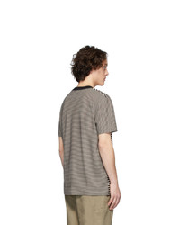 hellbeige horizontal gestreiftes T-Shirt mit einem Rundhalsausschnitt von Joseph