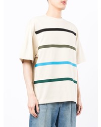 hellbeige horizontal gestreiftes T-Shirt mit einem Rundhalsausschnitt von Coohem