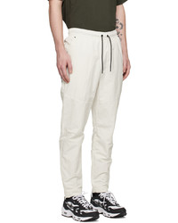 hellbeige Jogginghose von Nike