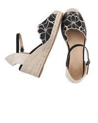 hellbeige Keilpumps aus Leder von Ital-Design