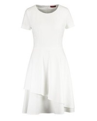 hellbeige Kleid von Hugo Boss