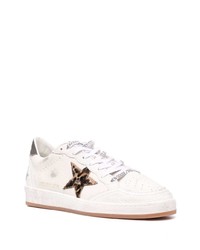 hellbeige Leder niedrige Sneakers mit Leopardenmuster von Golden Goose