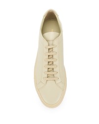 hellbeige Leder niedrige Sneakers von Common Projects