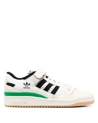 hellbeige Leder niedrige Sneakers von adidas