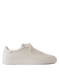 hellbeige Leder niedrige Sneakers von Axel Arigato