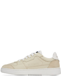 hellbeige Leder niedrige Sneakers von Axel Arigato