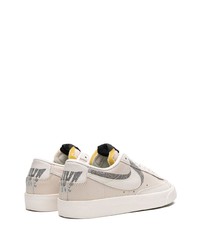 hellbeige Leder niedrige Sneakers von Nike