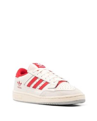 hellbeige Leder niedrige Sneakers von adidas