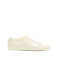 hellbeige Leder niedrige Sneakers von Common Projects