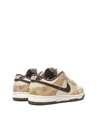 hellbeige Leder niedrige Sneakers von Nike