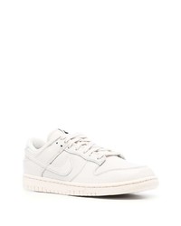 hellbeige Leder niedrige Sneakers von Nike