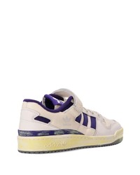 hellbeige Leder niedrige Sneakers von adidas