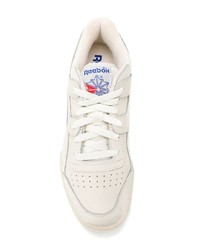 hellbeige Leder niedrige Sneakers von Reebok