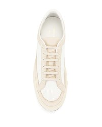 hellbeige Leder niedrige Sneakers von Common Projects