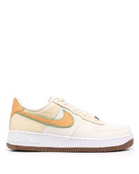 hellbeige Leder niedrige Sneakers von Nike