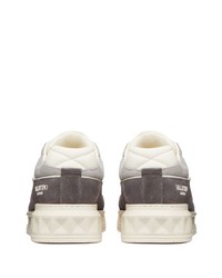 hellbeige Leder niedrige Sneakers von Valentino Garavani