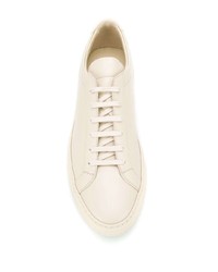 hellbeige Leder niedrige Sneakers von Common Projects