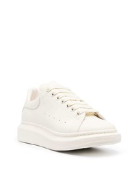 hellbeige Leder niedrige Sneakers von Alexander McQueen