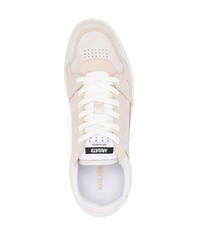 hellbeige Leder niedrige Sneakers von Axel Arigato