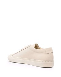 hellbeige Leder niedrige Sneakers von Common Projects