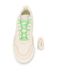 hellbeige Leder niedrige Sneakers von Adidas By Pharrell Williams