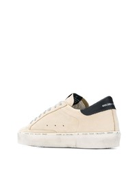 hellbeige Leder niedrige Sneakers von Golden Goose