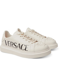 hellbeige Leder niedrige Sneakers von Versace