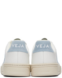 hellbeige Leder niedrige Sneakers von Veja