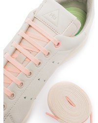 hellbeige Leder niedrige Sneakers von Adidas By Pharrell Williams