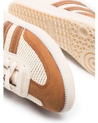 hellbeige Leder niedrige Sneakers von adidas