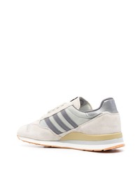 hellbeige Leder niedrige Sneakers von adidas