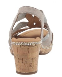 hellbeige Leder Sandaletten von Gabor