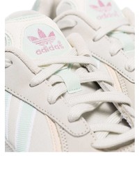 hellbeige Leder Sportschuhe von adidas