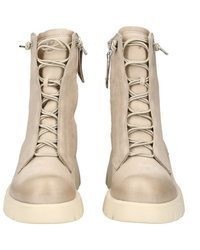 hellbeige Leder Stiefeletten von Paul Green