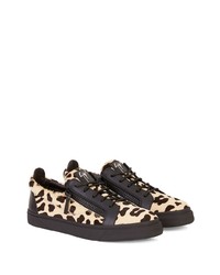 hellbeige niedrige Sneakers mit Leopardenmuster von Giuseppe Zanotti
