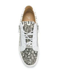 hellbeige niedrige Sneakers mit Schlangenmuster von Giuseppe Zanotti Design