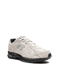 hellbeige niedrige Sneakers von New Balance