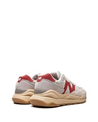 hellbeige niedrige Sneakers von New Balance