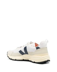 hellbeige niedrige Sneakers von Veja