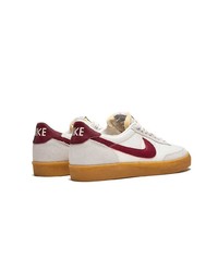 hellbeige niedrige Sneakers von Nike