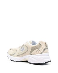 hellbeige niedrige Sneakers von New Balance