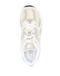 hellbeige niedrige Sneakers von New Balance