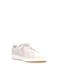 hellbeige niedrige Sneakers von Nike