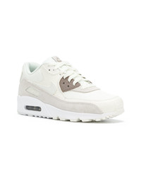 hellbeige niedrige Sneakers von Nike