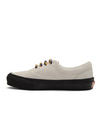 hellbeige niedrige Sneakers von Vans