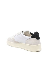 hellbeige niedrige Sneakers von AUTRY