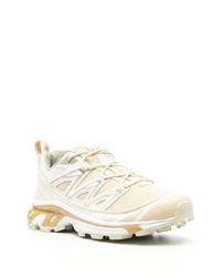 hellbeige niedrige Sneakers von Salomon