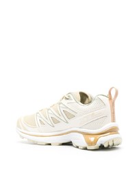 hellbeige niedrige Sneakers von Salomon